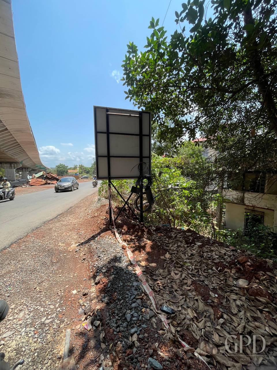 Porvorim Highway Touch Plot 2250 Sqmtrs photo 2