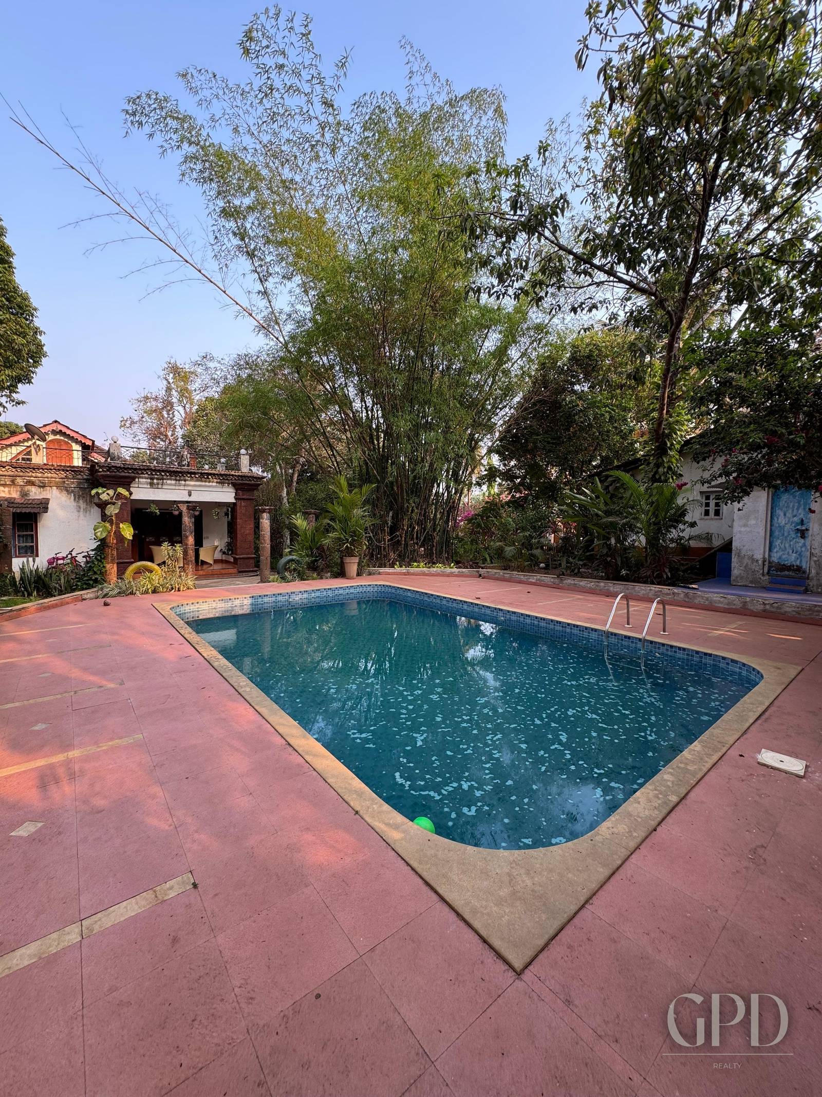 Socorro Plot with Old Goan House 1710 SQMT photo 13
