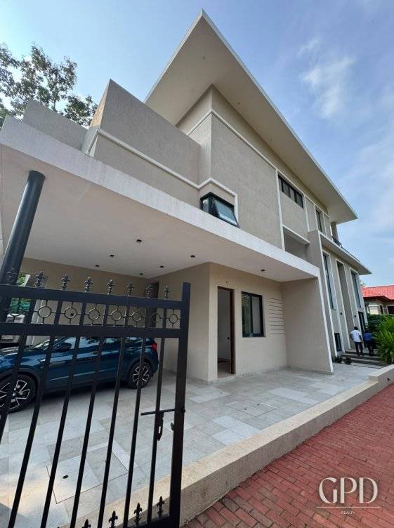 4 BHK Independent Villa in Sangolda photo 2