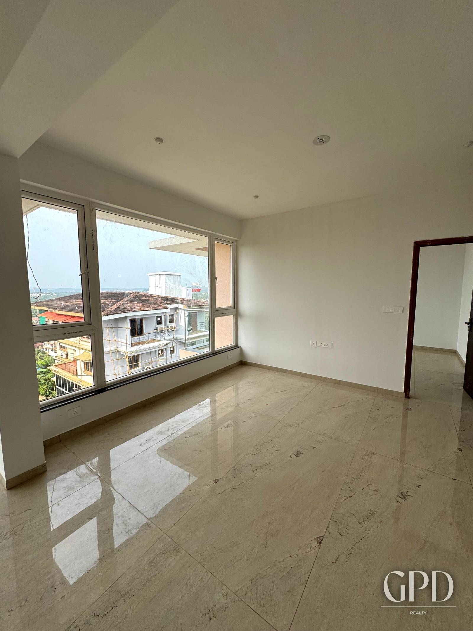 3 BHK Sea View Spacious Apartment in Dona Paula photo 2
