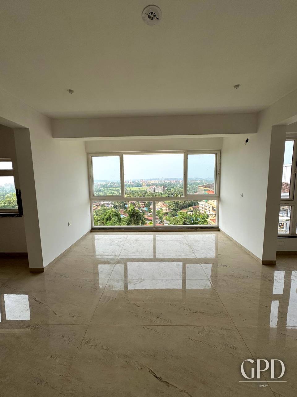 3 BHK Sea View Spacious Apartment in Dona Paula  photo 4