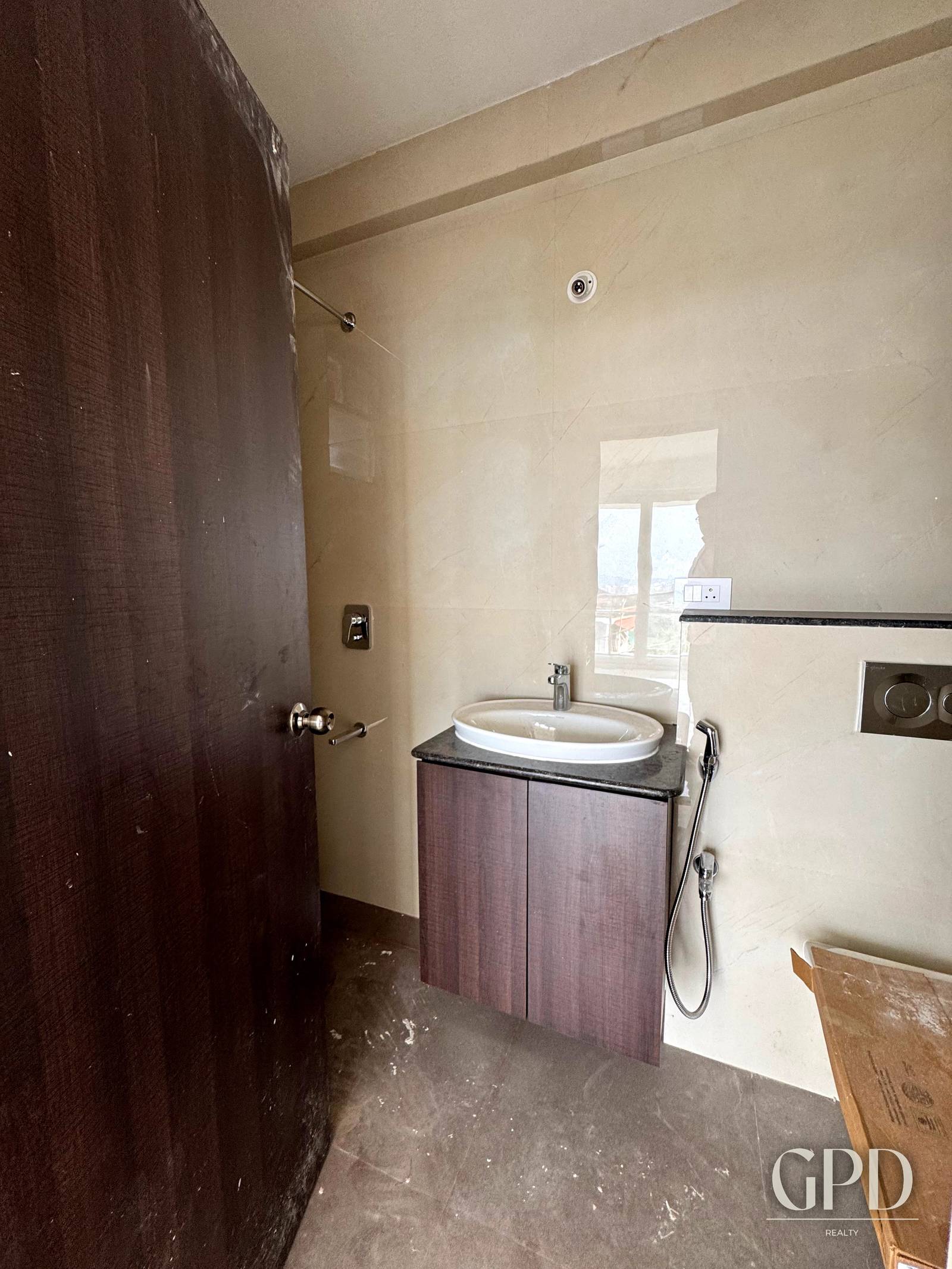 3 BHK Sea View Spacious Apartment in Dona Paula photo 8