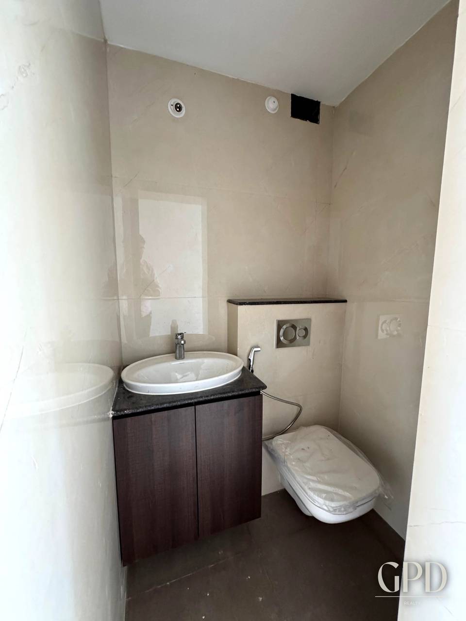 3 BHK Sea View Spacious Apartment in Dona Paula  photo 9