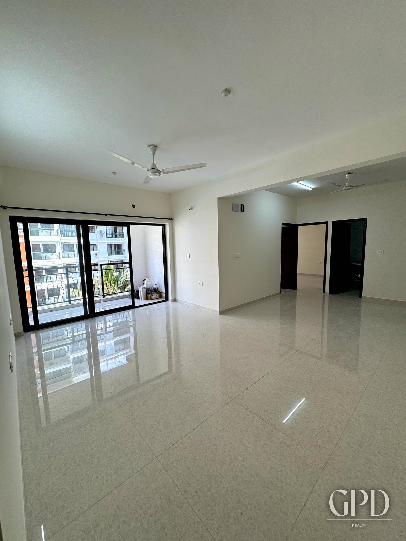 2 BHK Pool Facing Apartment in Panjim  photo 1