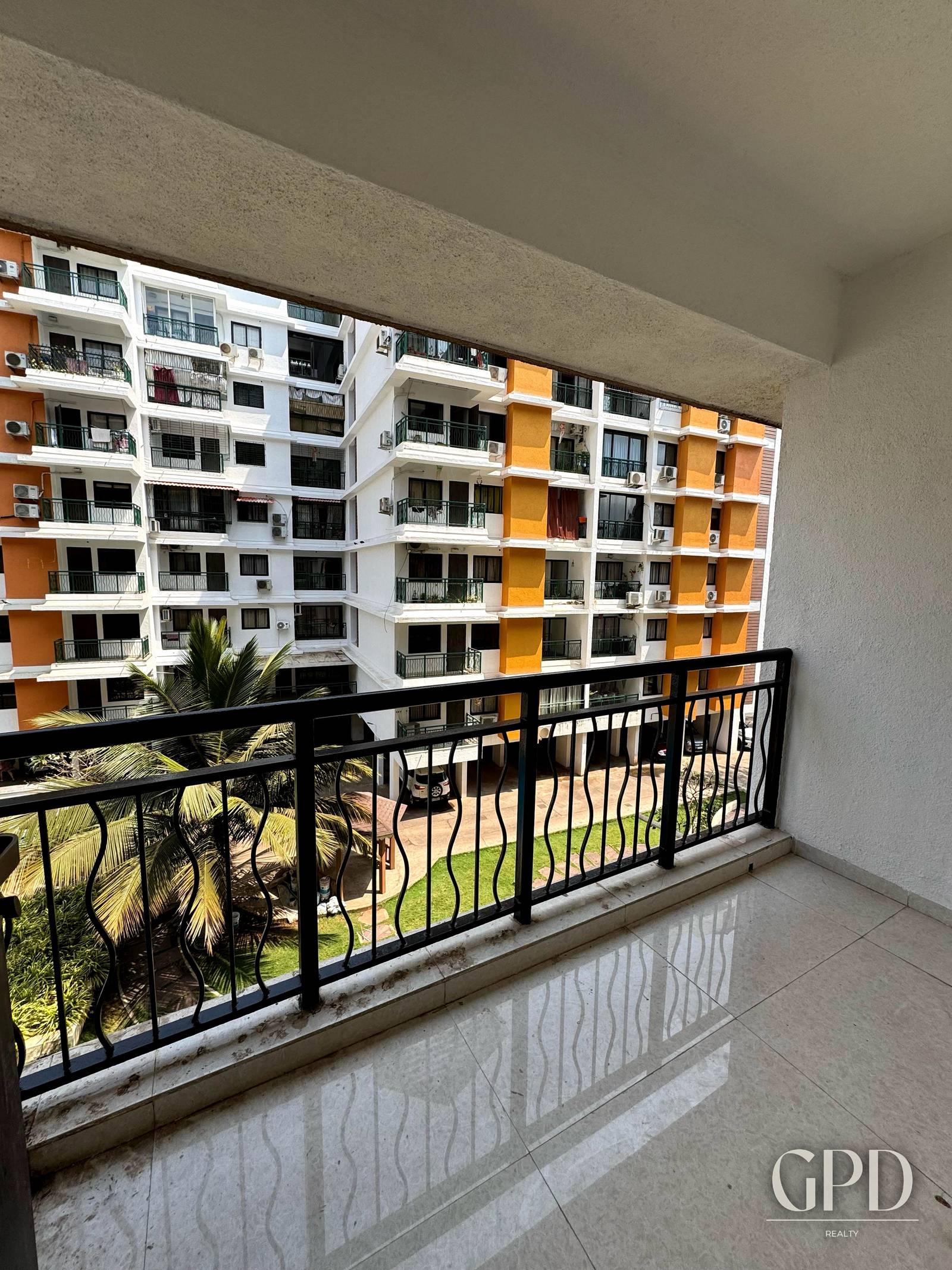 2 BHK Pool Facing Apartment in Panjim  photo 6