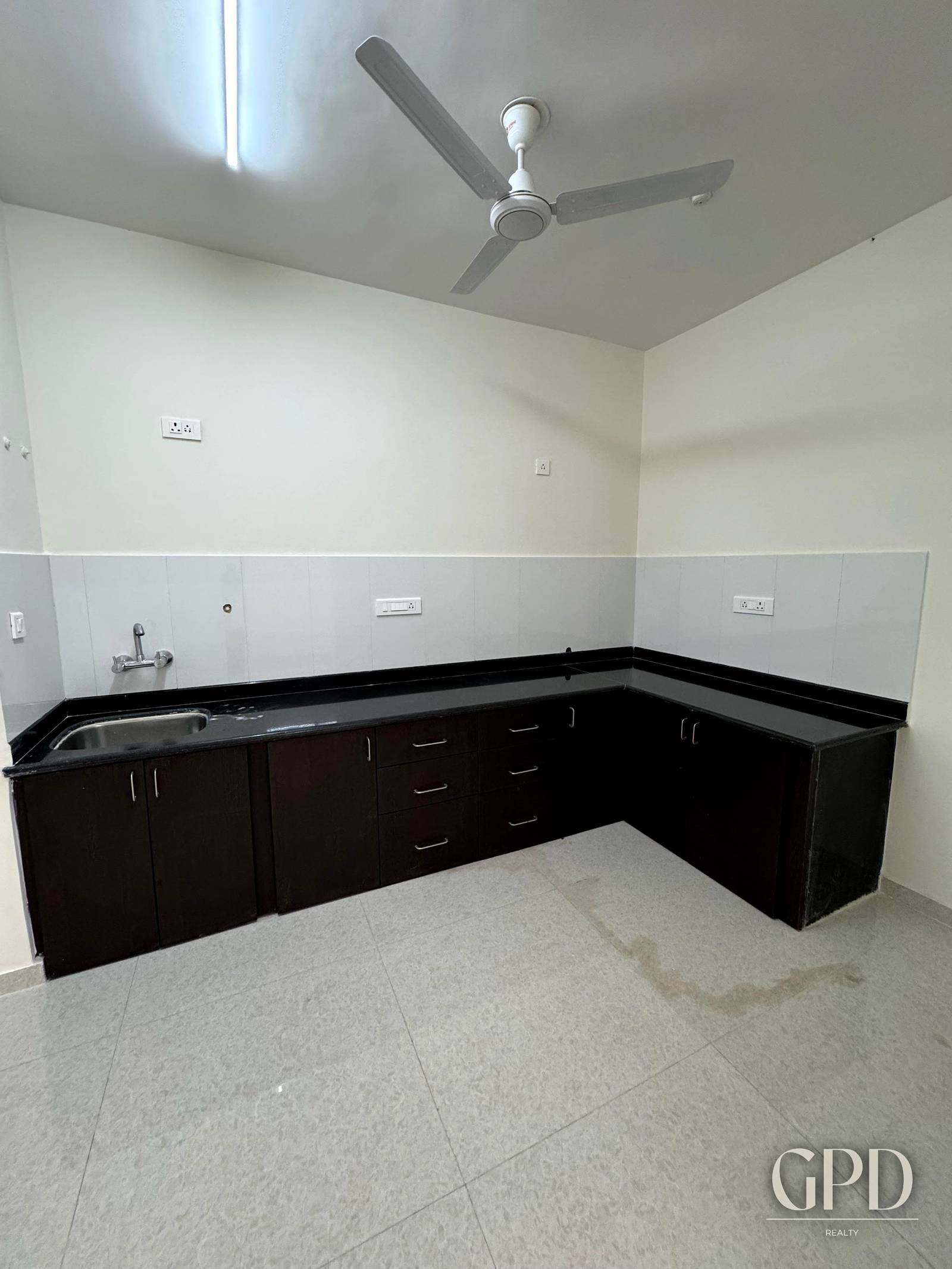 2 BHK Pool Facing Apartment in Panjim  photo 10