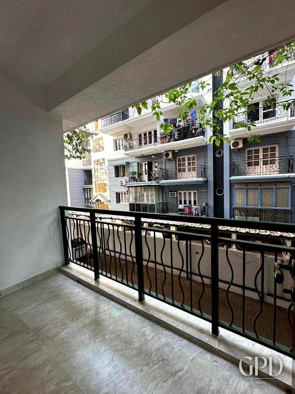 2 BHK Apartment in Campal, Panjim photo 9