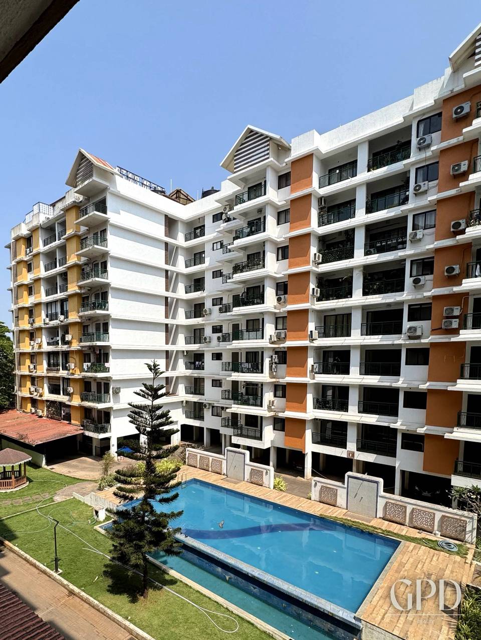 2 BHK Apartment in Campal, Panjim photo 11