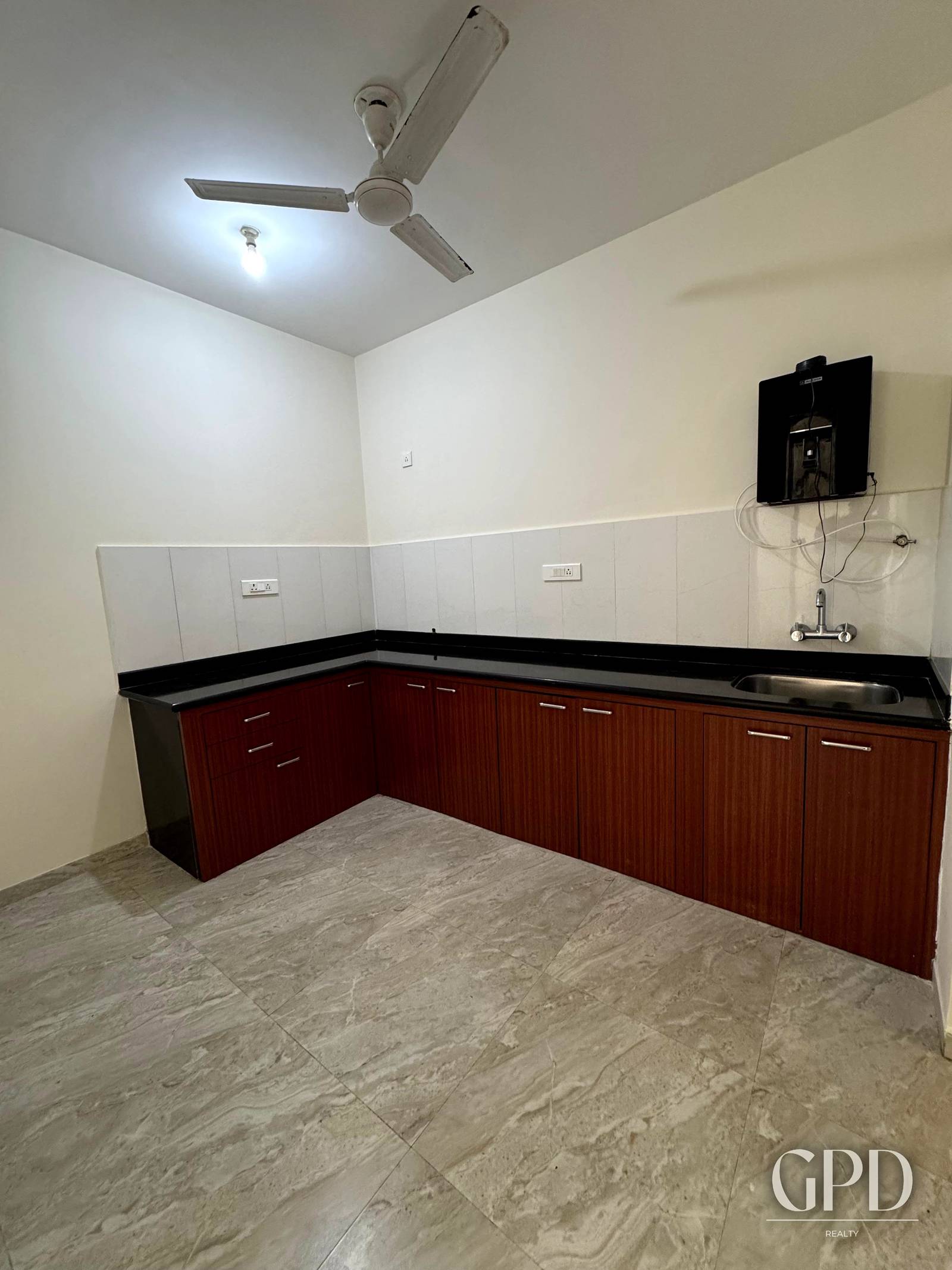 2 BHK Apartment in Panjim  photo 8