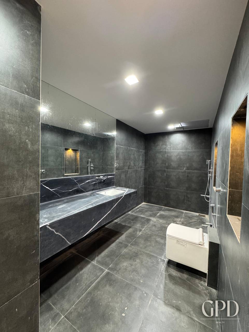 5BHK Independent Villa in Bambolim photo 2
