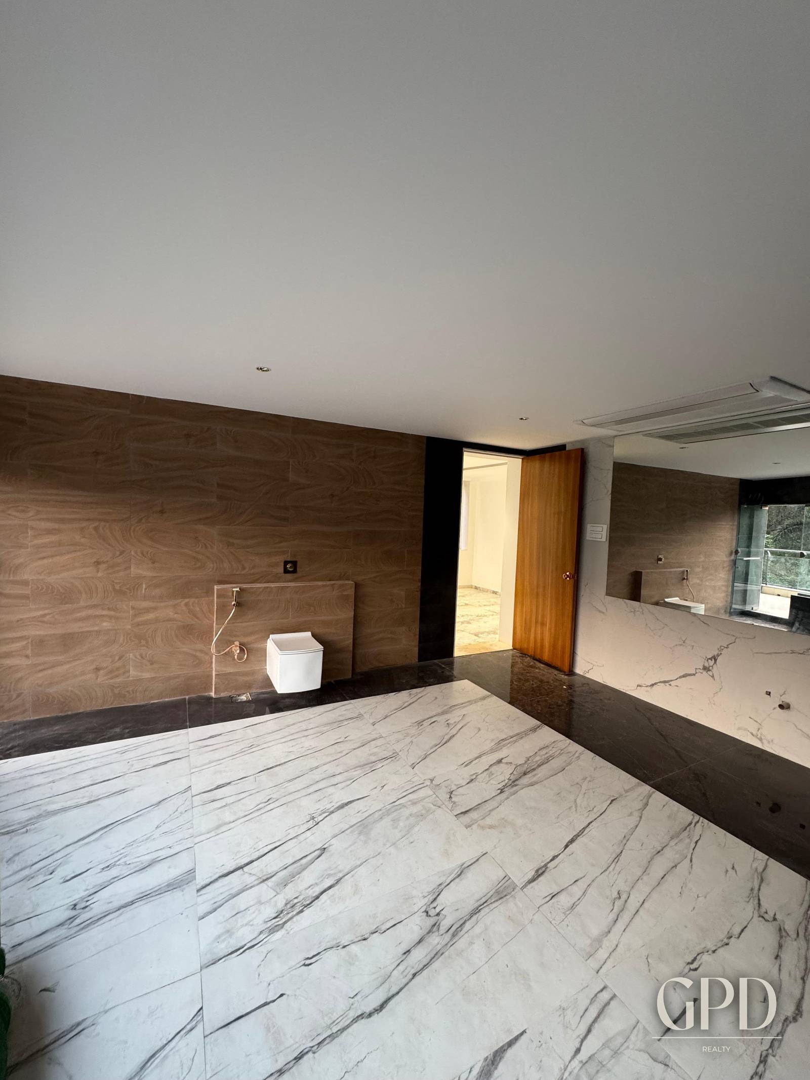 5BHK Independent Villa in Bambolim photo 4