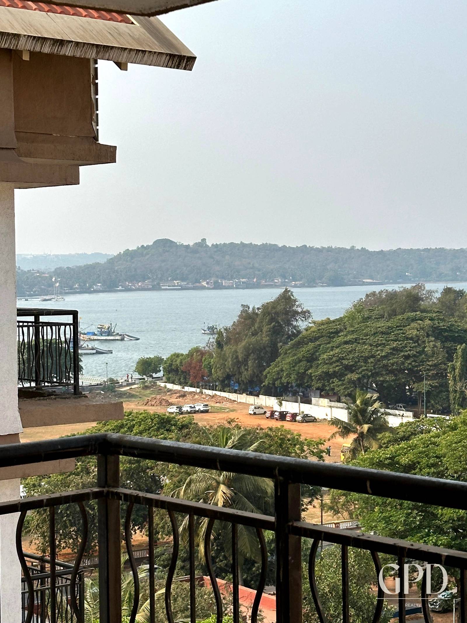 2 BHK River View Penthouse in Panjim photo 2