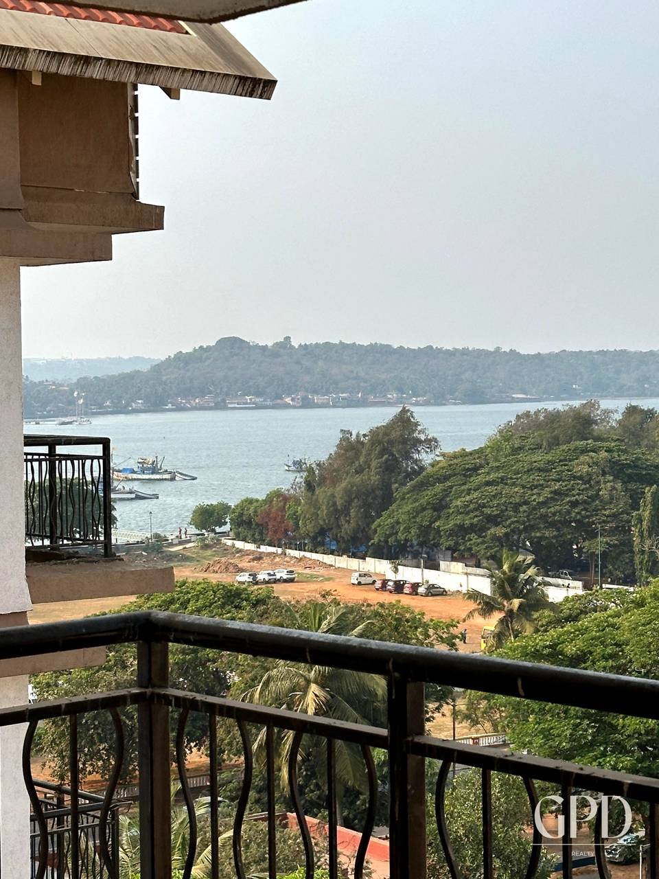 2 BHK River View Penthouse in Panjim photo 2