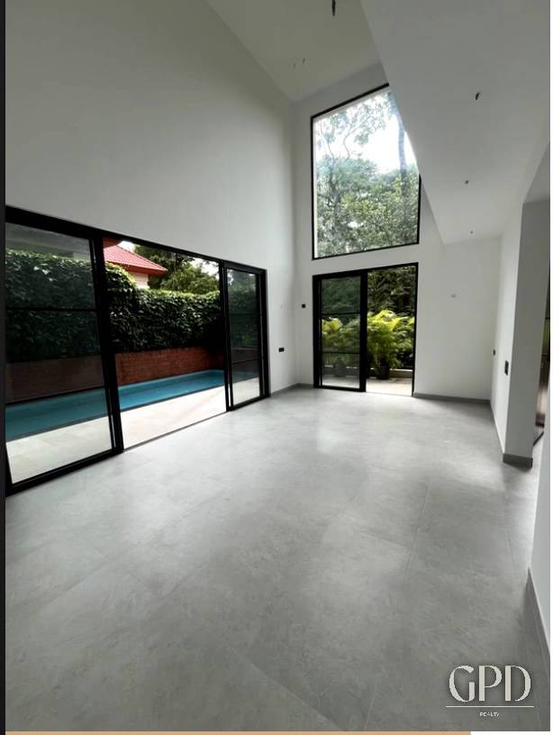 4 BHK Independent Villa in Sangolda, North Goa | Private Pool & Rooftop Jacuzzi photo 5