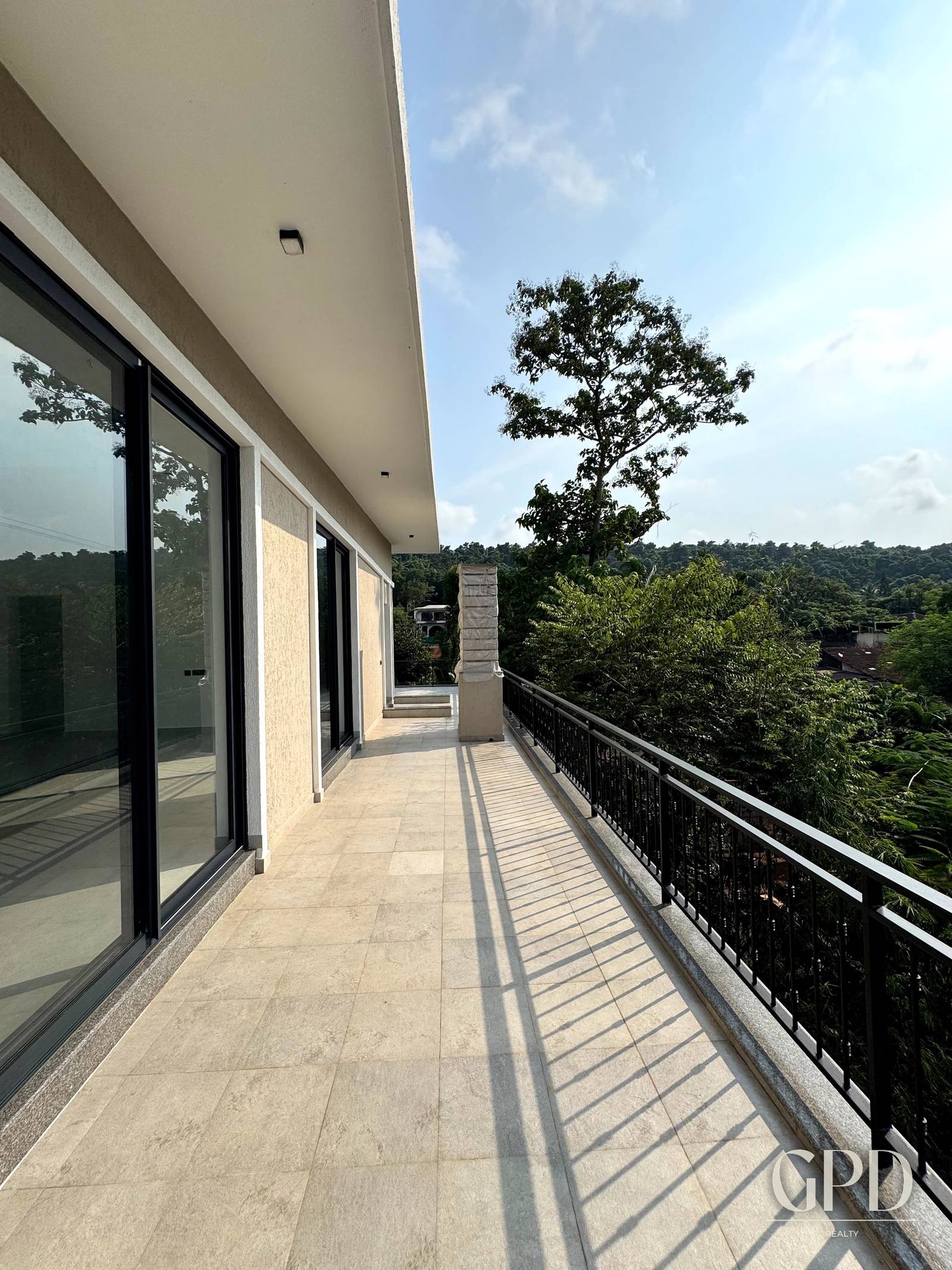  4 BHK Independent Villa in Sangolda, North Goa | Private Pool & Rooftop Jacuzzi photo 17