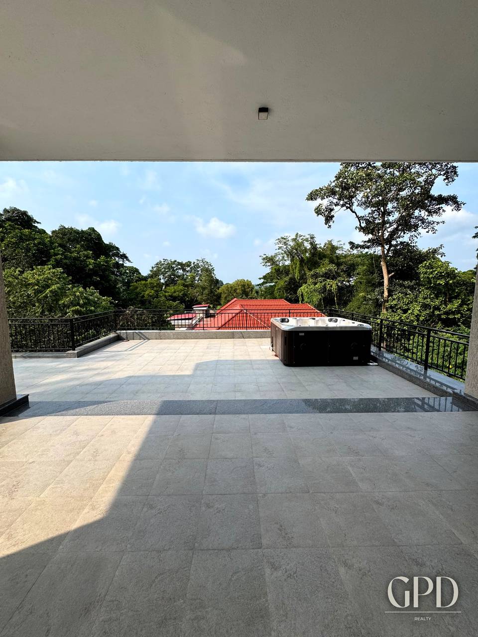 4 BHK Independent Villa in Sangolda, North Goa | Private Pool & Rooftop Jacuzzi photo 18