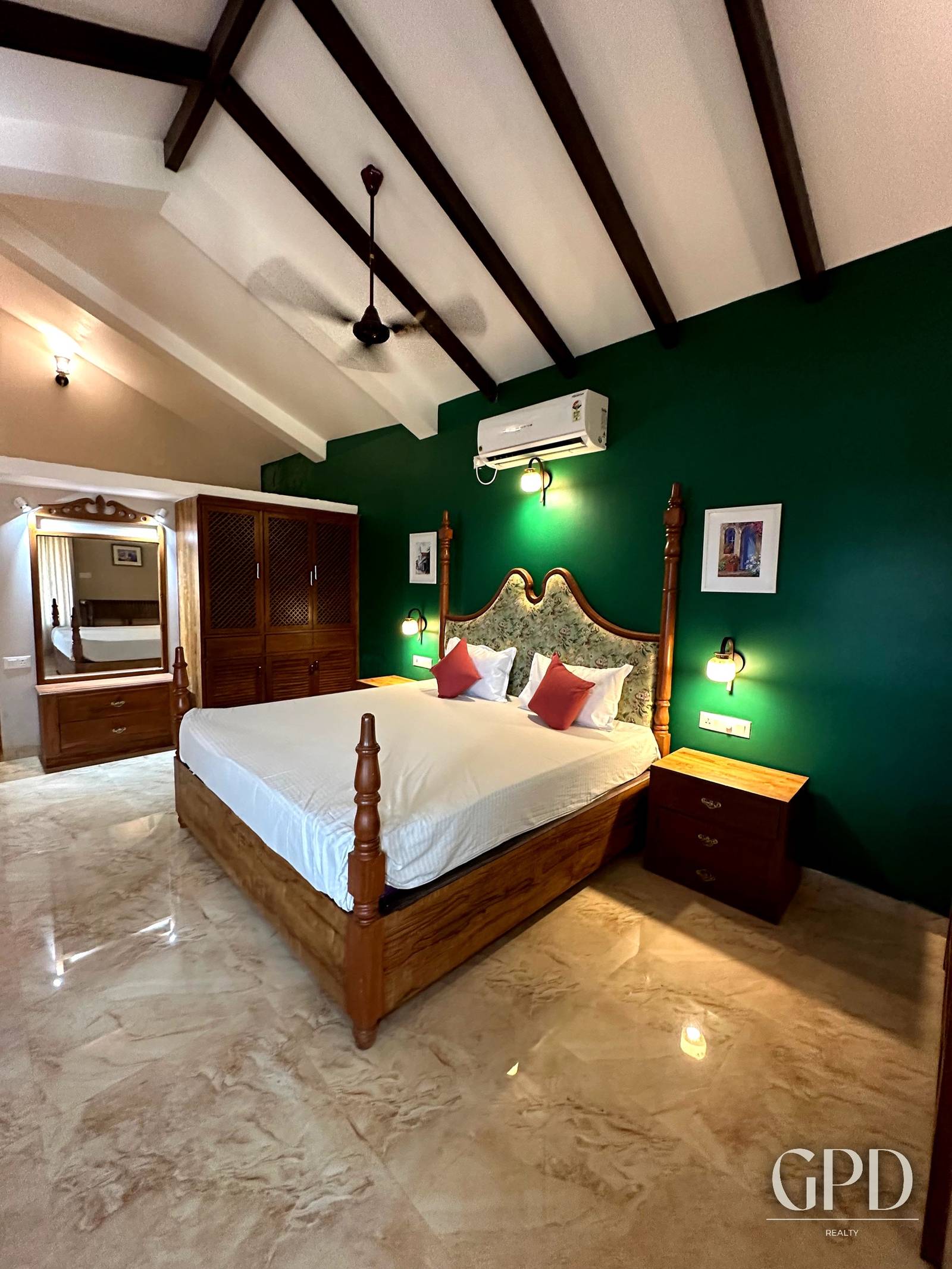 5 BHK Partial Sea View Villa in Dona Paula photo 7