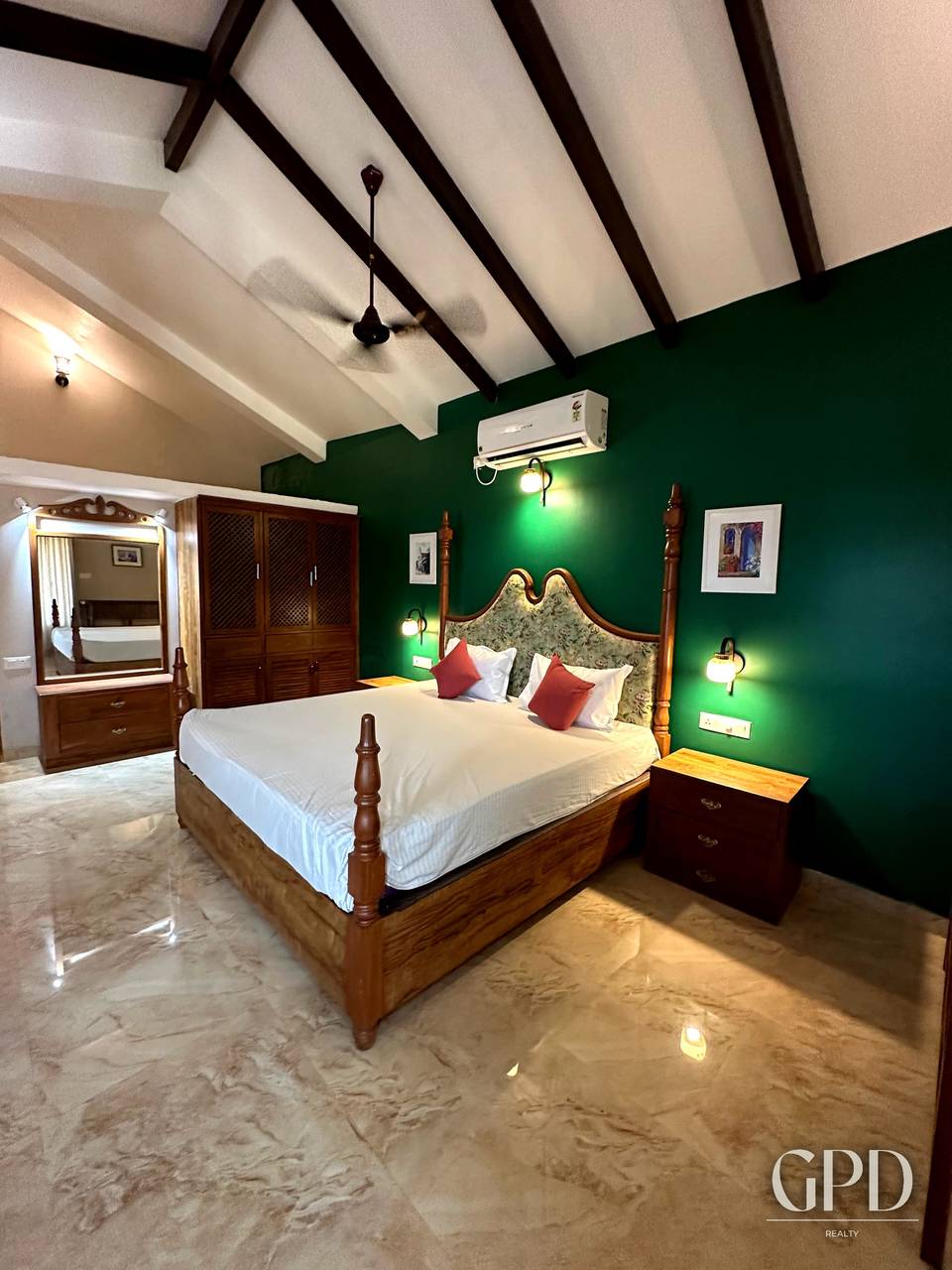 5 BHK Partial Sea View Villa in Dona Paula photo 7