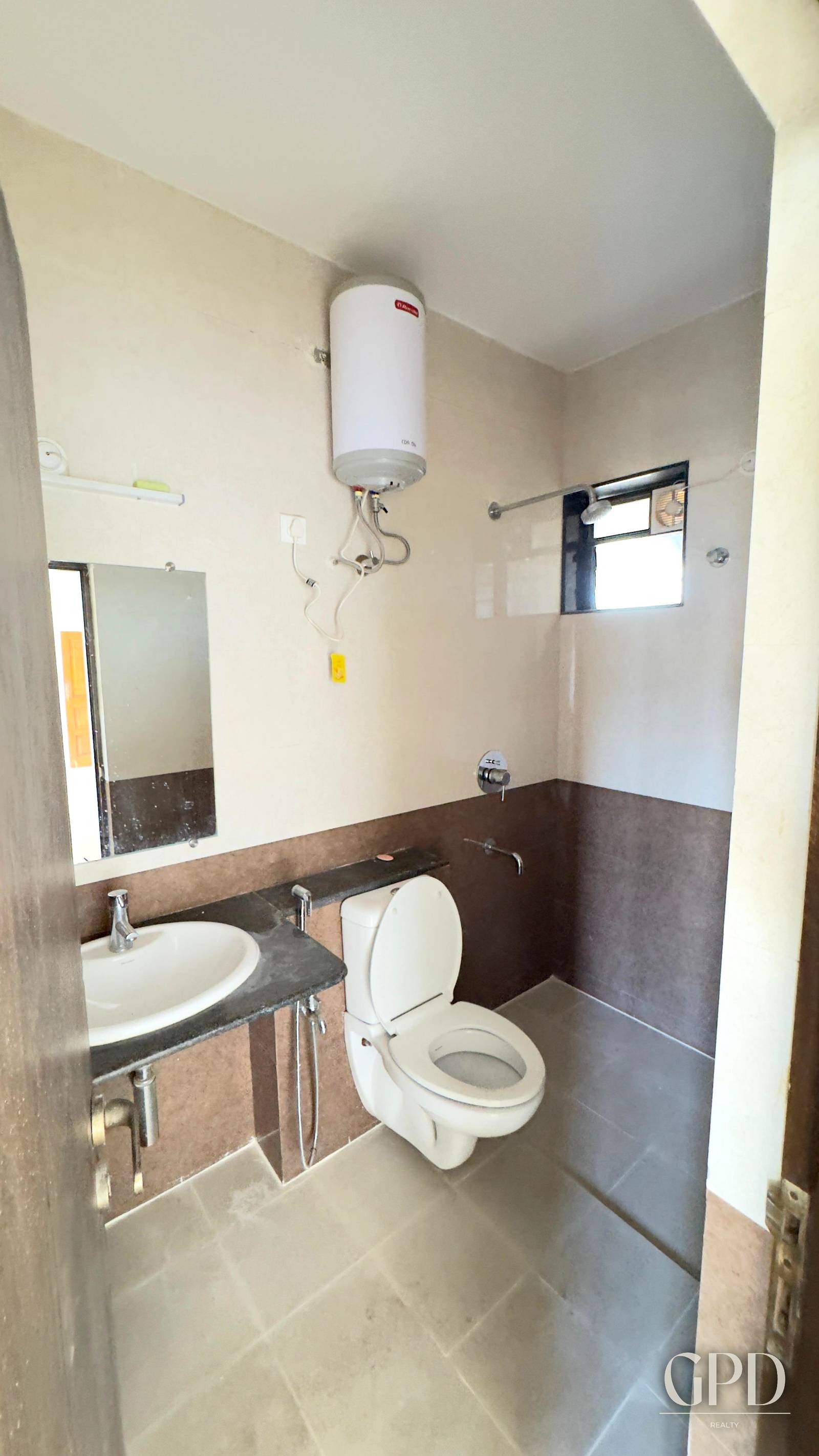 2 BHK Apartment in Panjim  photo 3