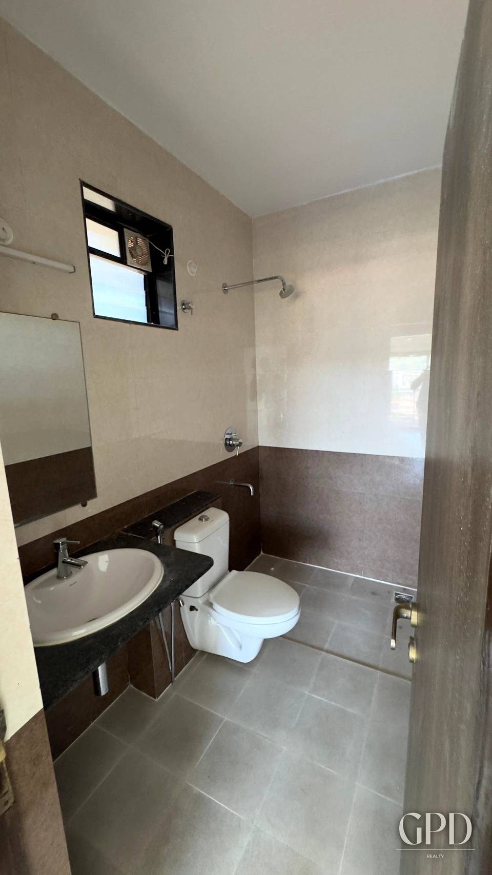 2 BHK Apartment in Panjim photo 4
