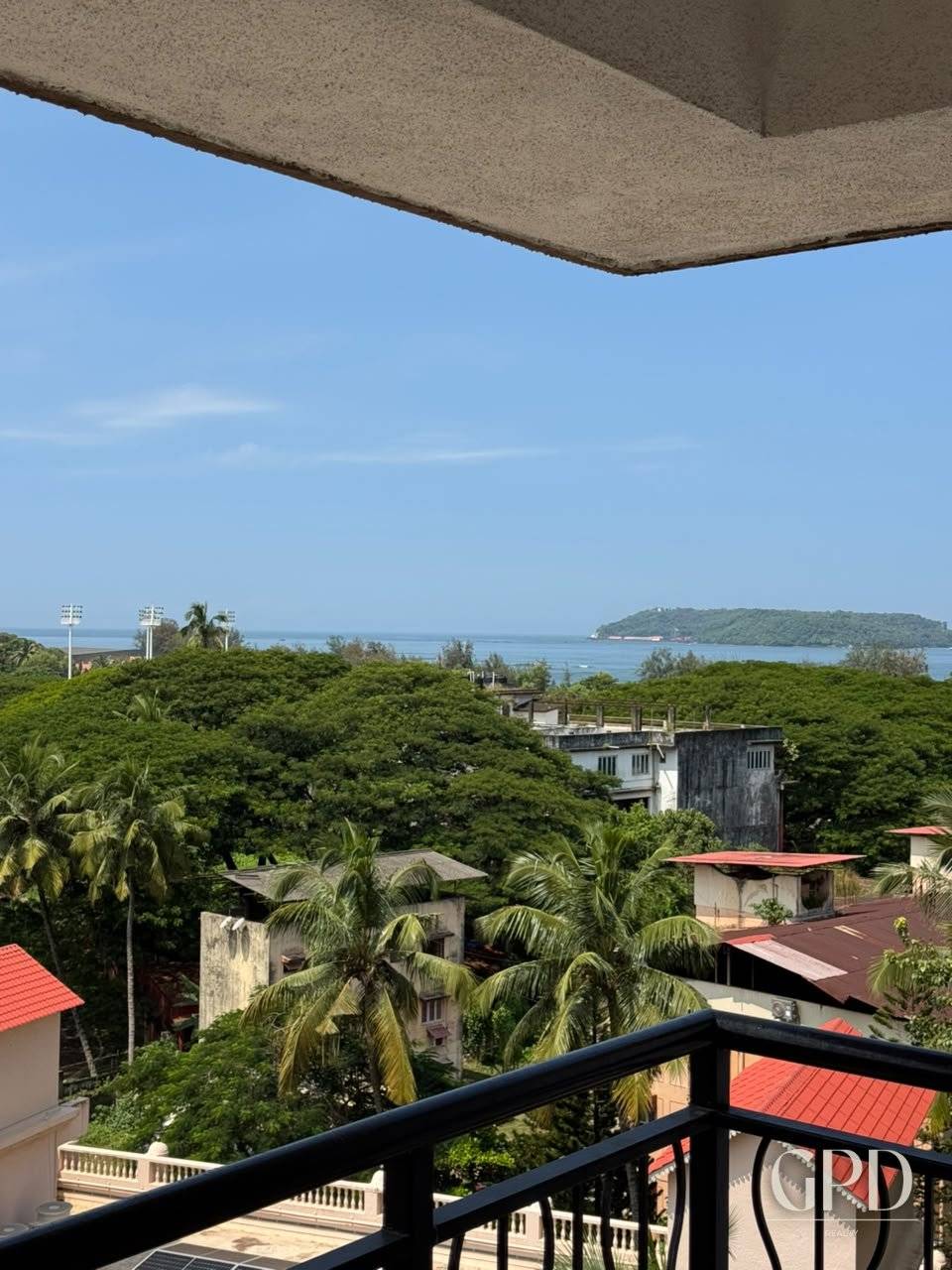4 BHK River View Apartment in Panjim  photo 8