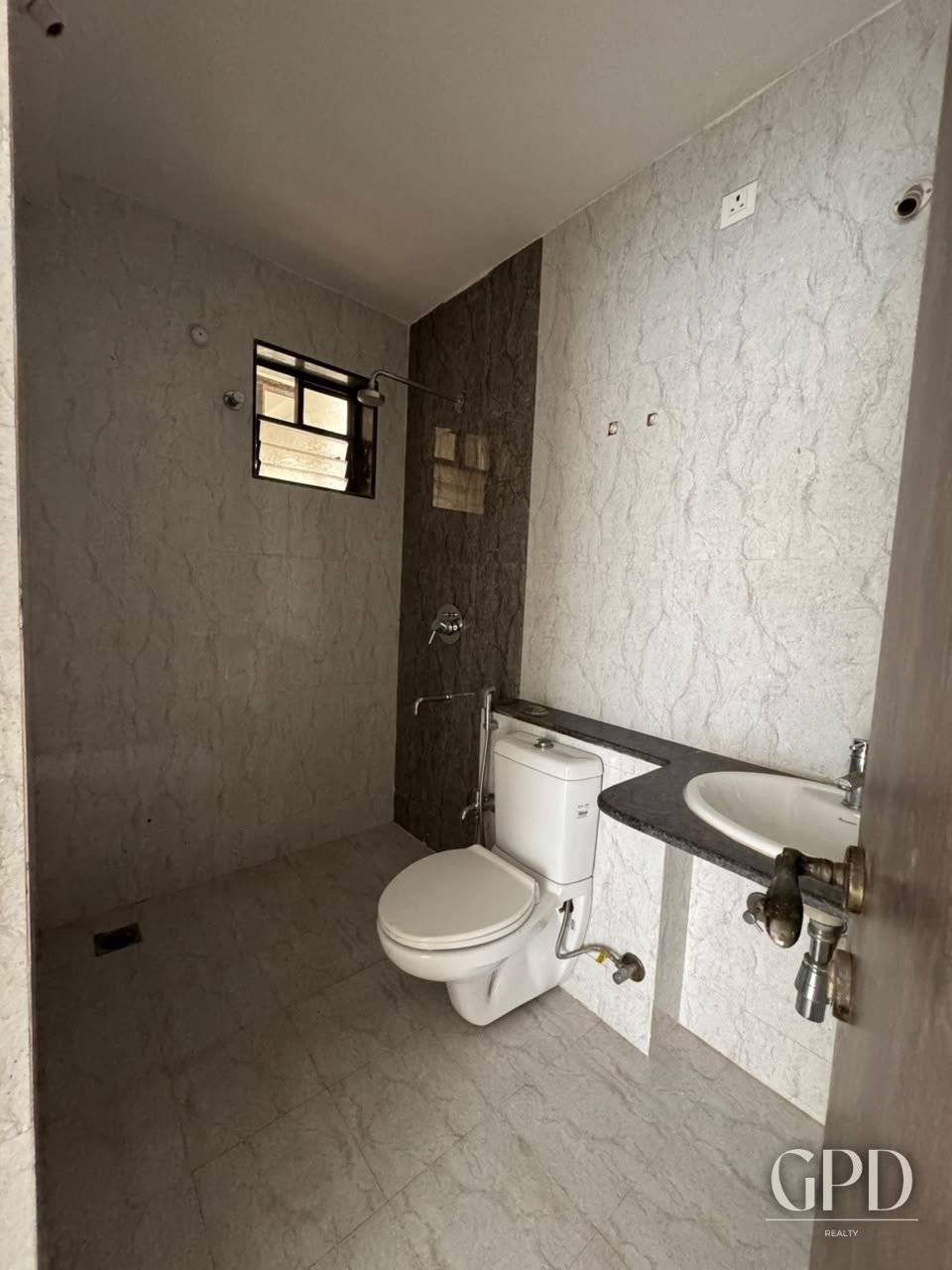 4 BHK River View Apartment in Panjim  photo 10