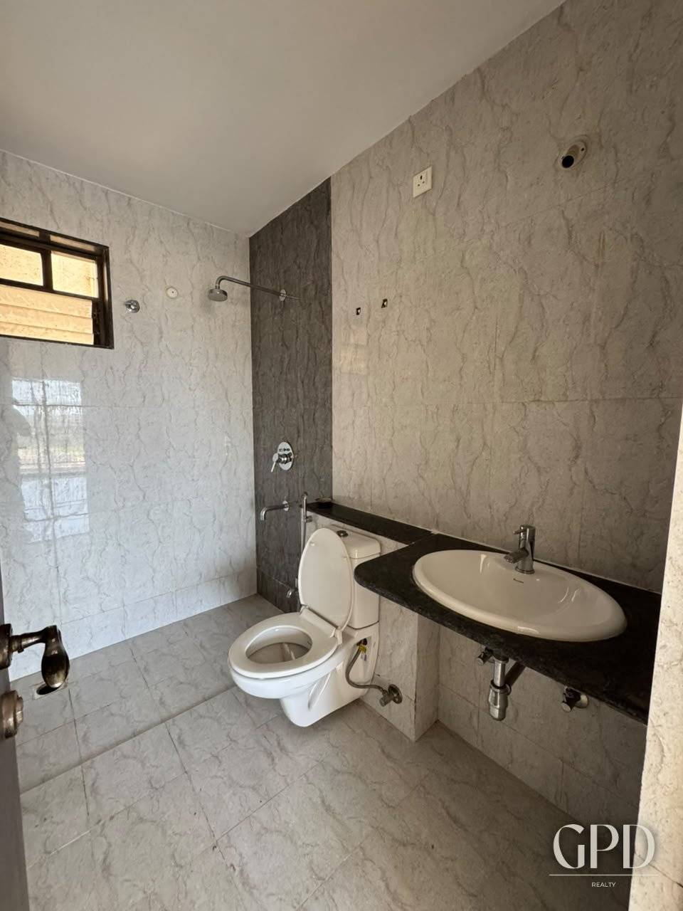 4 BHK River View Apartment in Panjim  photo 12